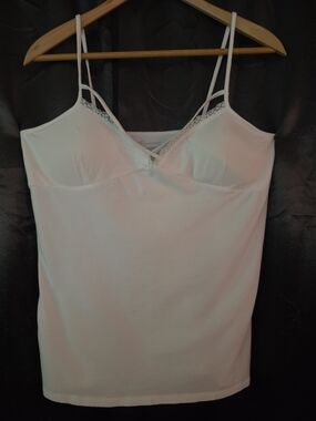 No Boundries 3X Cross Front Cami Top White Lace Trim  Plus Size Shelf Bra